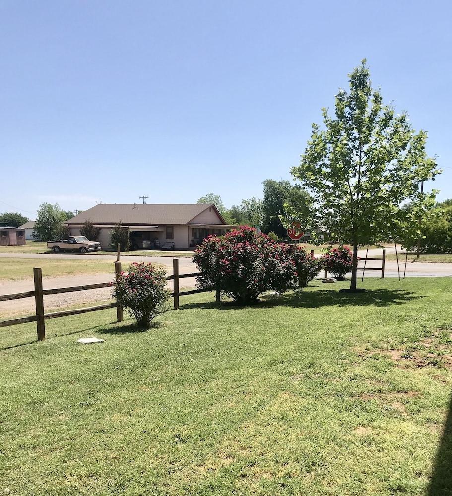 Super 8 By Wyndham Motel 3*