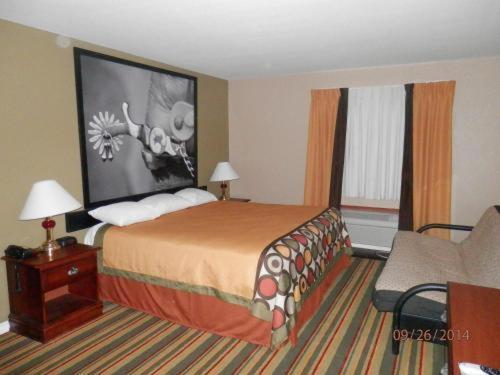 Super 8 By Wyndham Motel