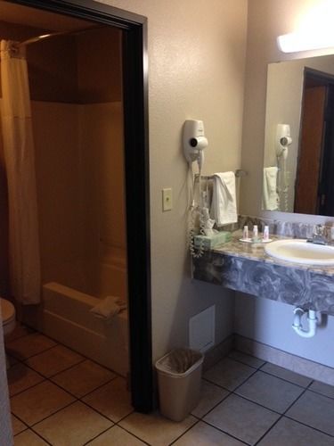 Super 8 By Wyndham Motel 3*